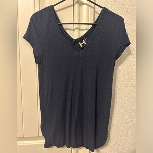 Ladies navy, v-neck, H by Bordeaux t-shirt, size small.